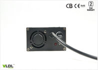 Czarna lub srebrna ładowarka akumulatorów PFC 12 V 10A Wejście 110 - 230 V AC Do zasilania prądem z generatora