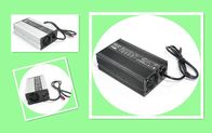48 Volt 10 Amps Electric Floor Sweeper Ładowarka akumulatorów Uniwersalne napięcie wejściowe 110 - 230 V PFC
